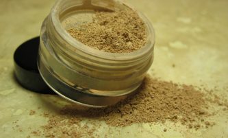 How to Make Matte Foundation At Home: HOMEMADE MINERAL FOUNDATION POWDER