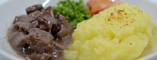 Beef Goulash with Mashed potatoes (Kid-approved)